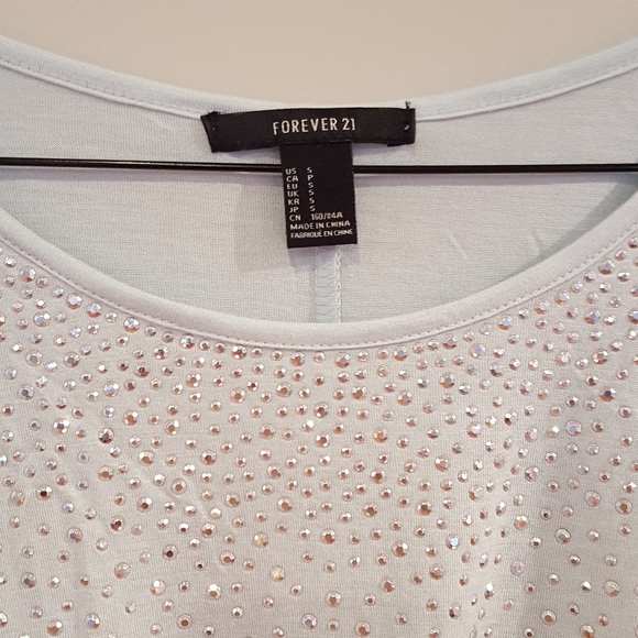 Forever 21 • Top - Picture 3 of 4